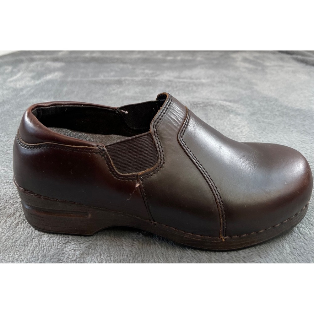 DANSKO XP Professional Clogs Womens 8.5-9/39 Brown Oiled Leather With Inserts